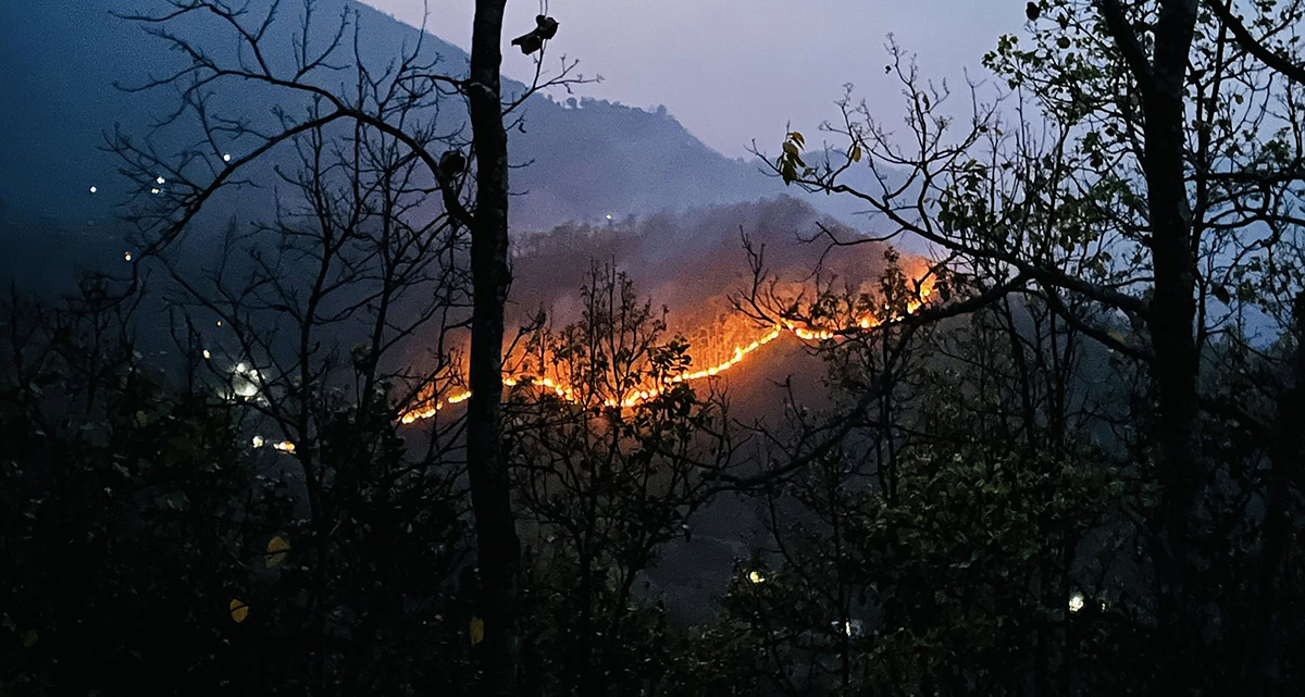 डढेलोबारे सचेतनाले भर्न नसकेको चेतना 