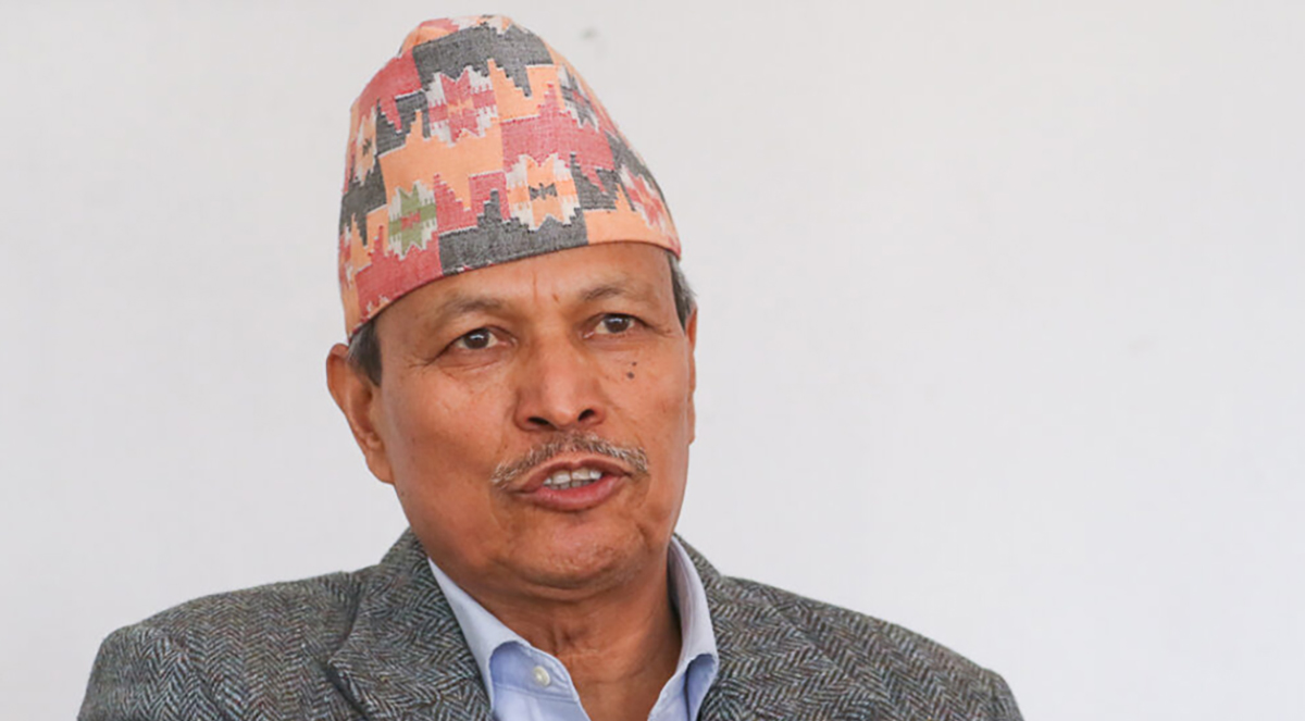 भीम रावलको प्रश्न– सडक ठप्प छ, सरकार रेल, जहाज र रकेट बनाउन व्यस्त हो ?