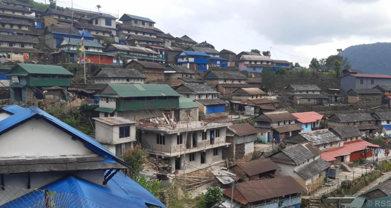 पर्यटक लोभ्याउँदै भुजुङ गाउँ