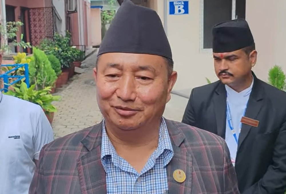 बागमतीका मुख्यमन्त्री लामाको जिद्दी : राजीनामा दिन अझै अटेर