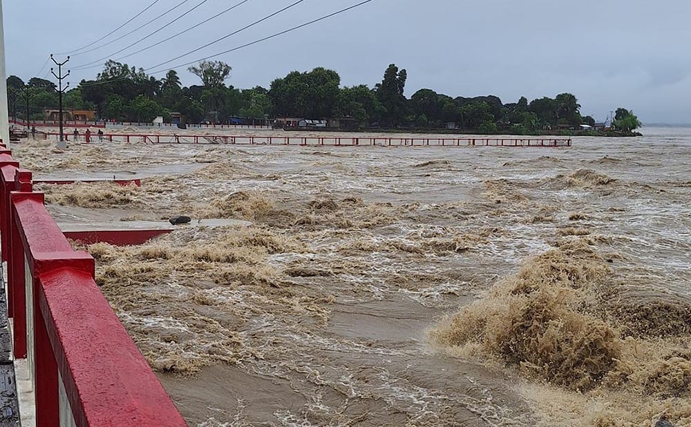 सप्तकोशीमा पानीको बहावफेरि बढ्दै