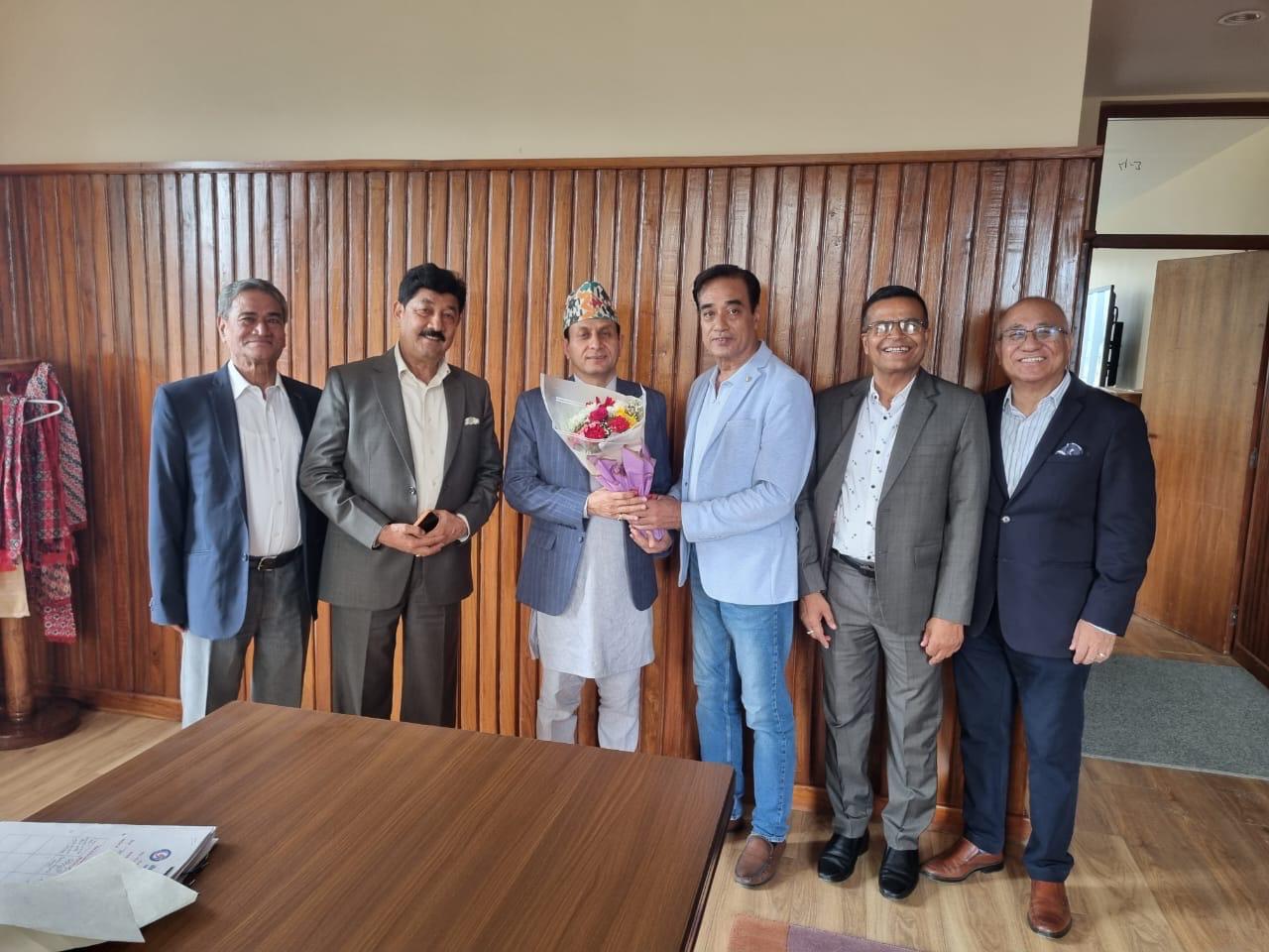 बीमा व्यवस्थामा रहेका समस्याहरूको समाधान गर्न प्राधिकरणलाई संघको आग्रह