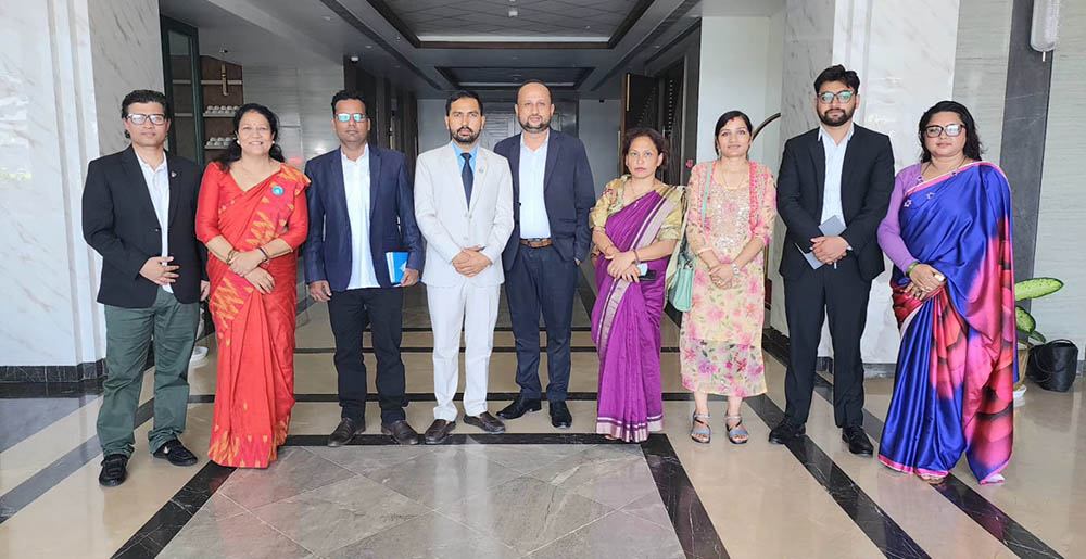 रुपन्देही– ३ को उपनिर्वाचन: आवेदन दिएका ९ जनासँग भैरहवामा छलफल गर्दै रास्वपा