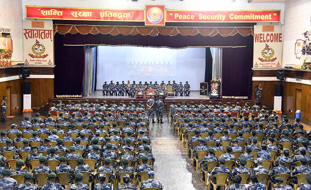 चाडपर्व सुरक्षा र निर्वाचनको पूर्व तयारीमा जुट्न सशस्त्र महानिरीक्षक अर्यालको निर्देशन चाडपर्व सुरक्षा र निर्वाचनको पूर्व तयारीमा जुट्न सशस्त्र महानिरीक्षक अर्यालको निर्देशन
