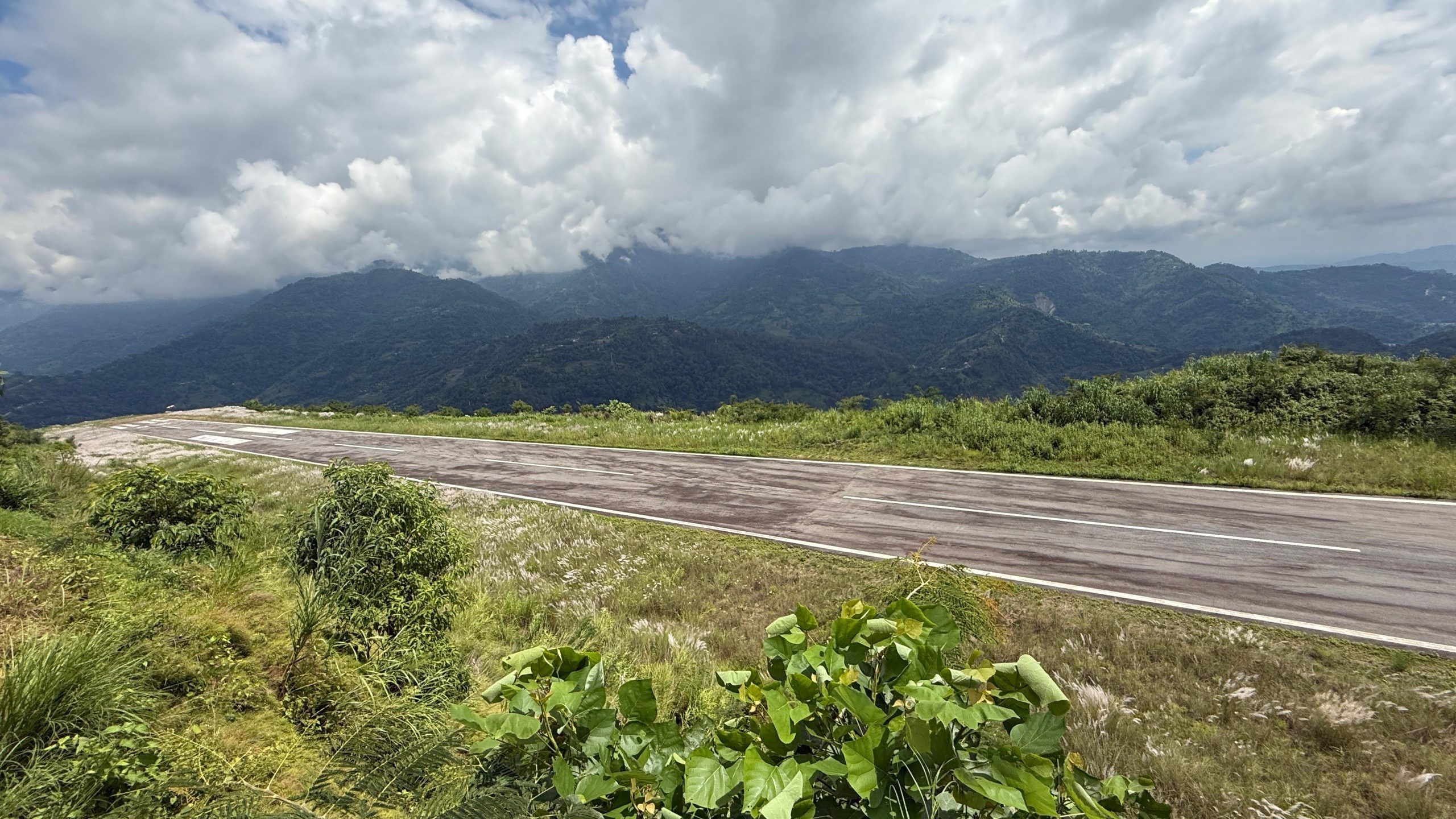 फाल्गुनन्द-सुकिलुम्बा विमानस्थलः तीन महिनादेखि सुनसान