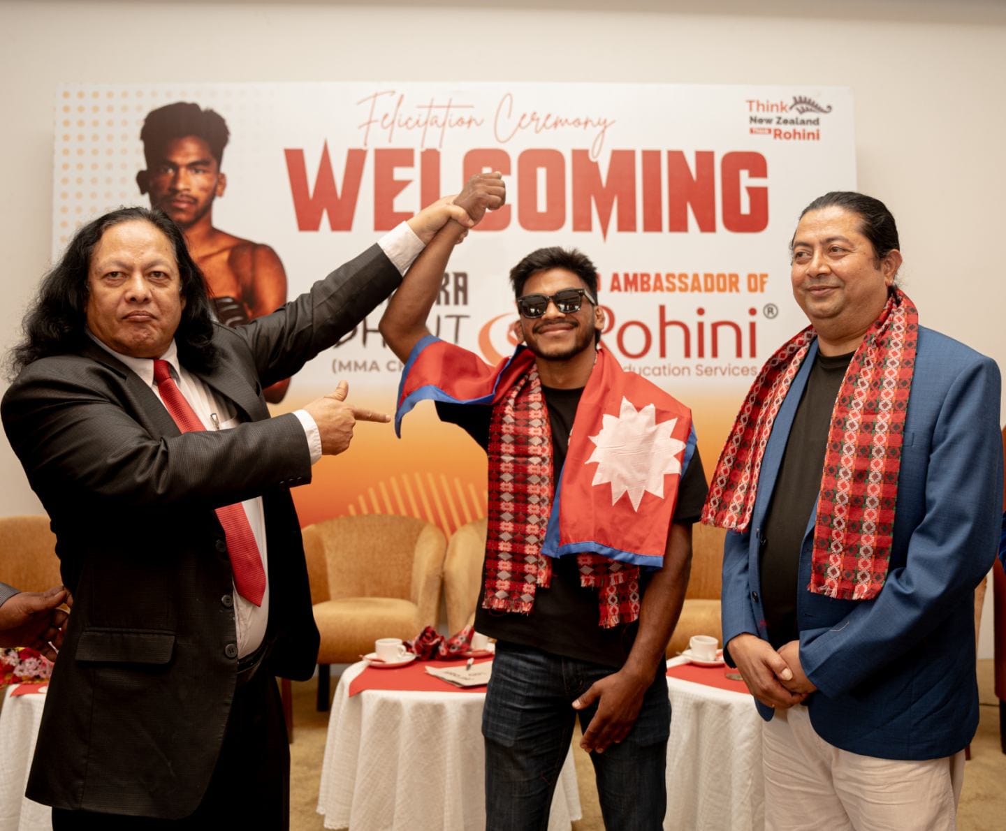 एमएमए फाइटर रविन्द्र ढाँट बने रोहिणी इन्टरनेसनल एजुकेसन सर्भिसेजका ब्रान्ड एम्बास्डर