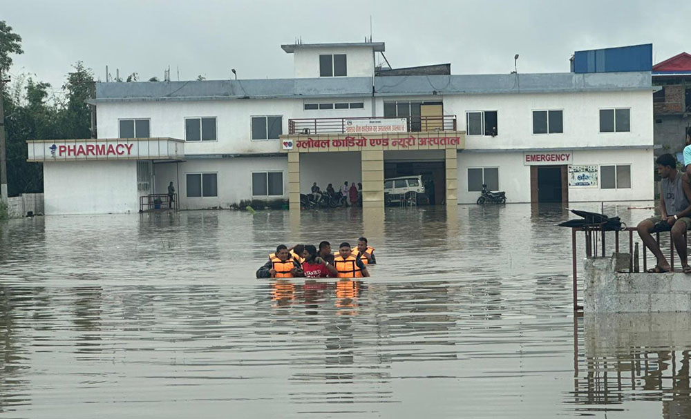 कोशी प्रदेशका विभिन्न जिल्ला डुबानमा, उद्धारको कार्य जारी