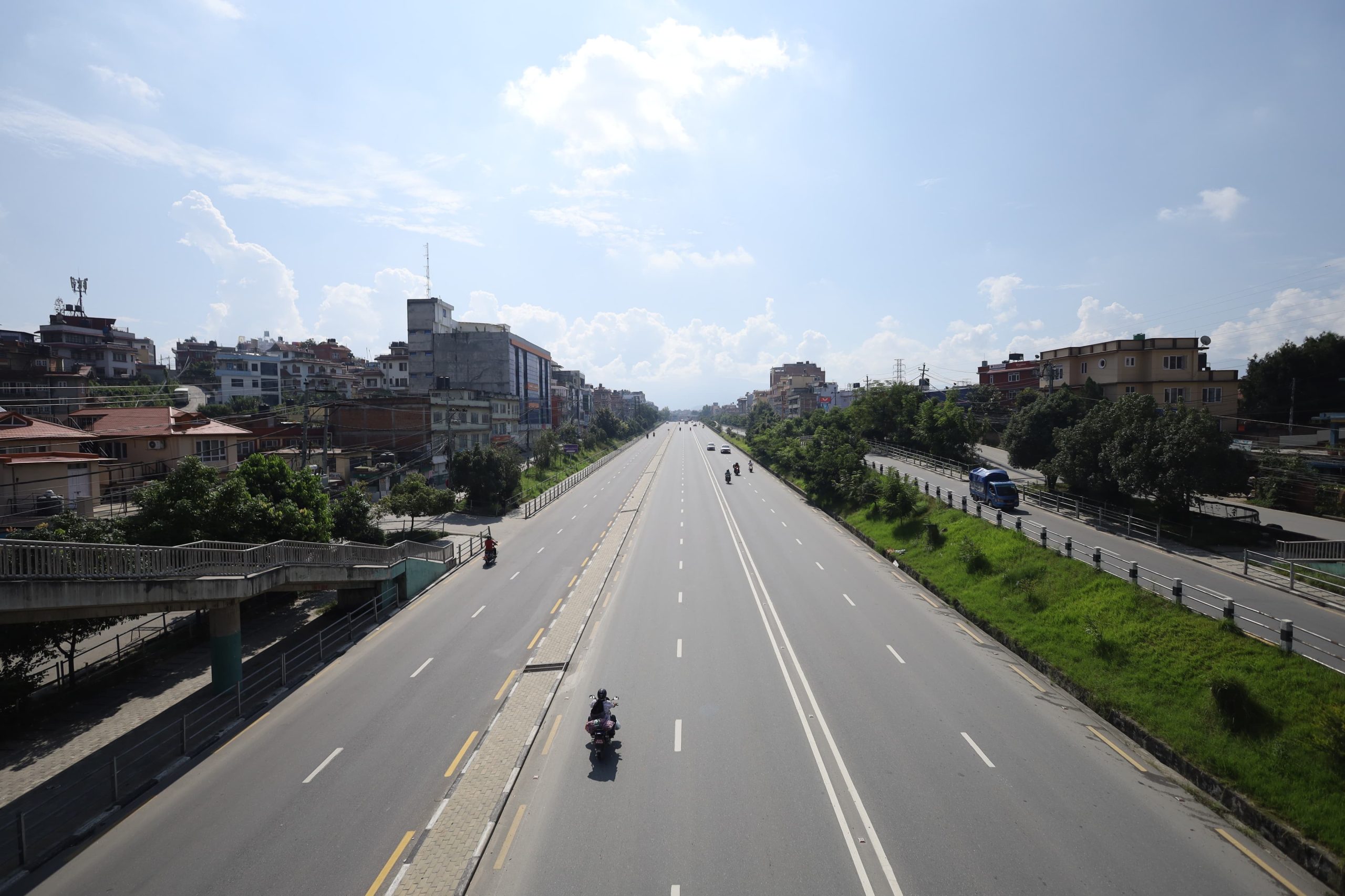 उपत्यकाका सडक सुनसान