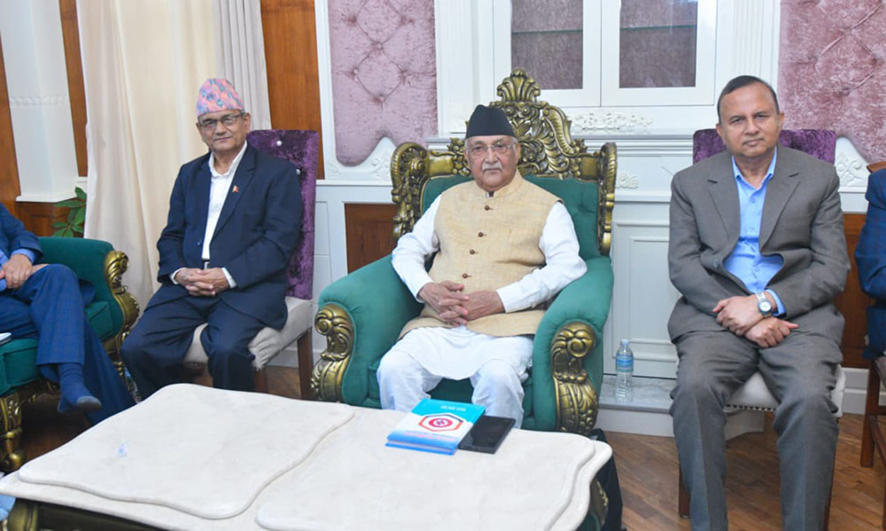 एमालेको सचिवालय बैठक बस्दै एमालेको सचिवालय बैठक बस्दै