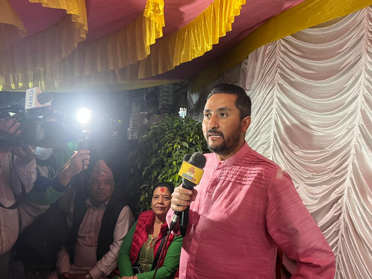 निर्वाचन सफल पार्न सरकार प्रतिवद्धताकासाथ लागेको छः सञ्चारमन्त्री खरेल निर्वाचन सफल पार्न सरकार प्रतिवद्धताकासाथ लागेको छः सञ्चारमन्त्री खरेल