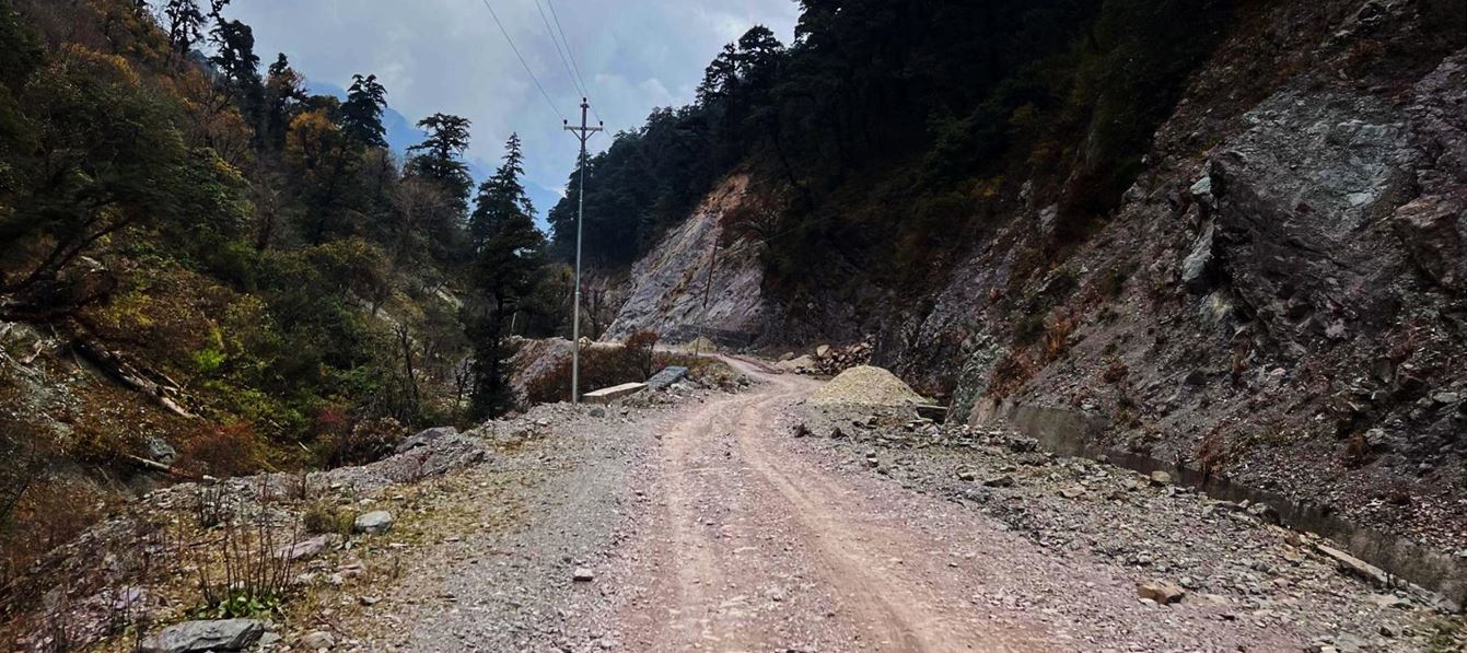 एक दशकमा पनि पूरा भएन ४३ करोडमा सम्झौता भएको १३ किलोमिटर सडक