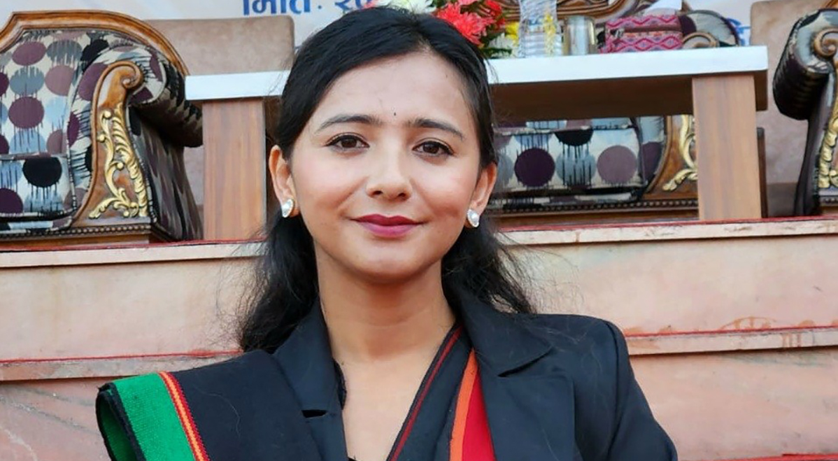 तोसिमाको गुनासो– पार्टी पुनर्गठनको विषय उठाउँदा रविको विकल्प खोजेको आरोप लगाइयो तोसिमाको गुनासो– पार्टी पुनर्गठनको विषय उठाउँदा रविको विकल्प खोजेको आरोप लगाइयो