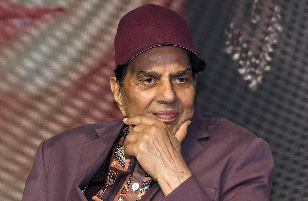 वरिष्ठ अभिनेता धर्मेन्द्र अस्वस्थ, अस्पताल भर्ना