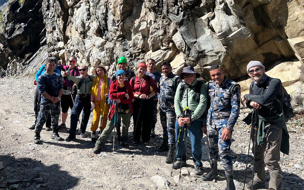 गोरखाको तातोपानीमा पहिरोको कारण अलपत्र परेकाहरुको सकुशल उद्धार