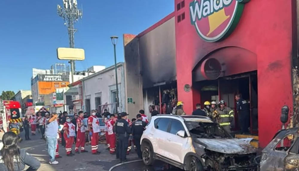 मेक्सिकोमा स्टोरमा आगलागी, २३ जनाको मृत्यु