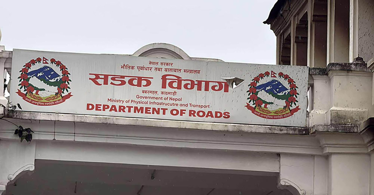 सडकका २५ रुग्ण ठेक्का तोडियो