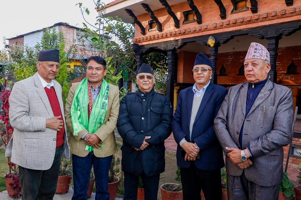 जसपाका बागमती प्रदेश अध्यक्ष गोले एमालेमा प्रवेश