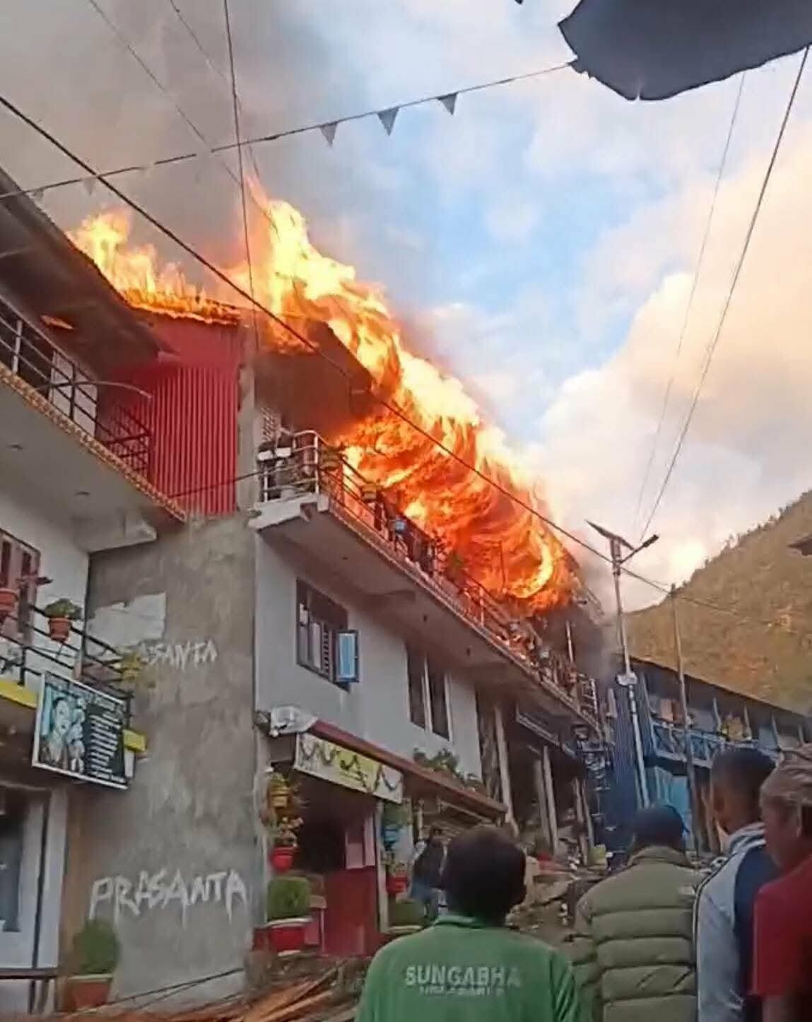 ताप्लेजुङमा फेरि बल्न थाल्यो आगो