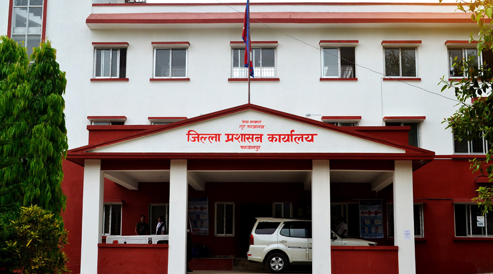 हेटौडाको बजार क्षेत्रको सडक विस्तारमा अवरोध नगर्न प्रशासनको चेतावनी