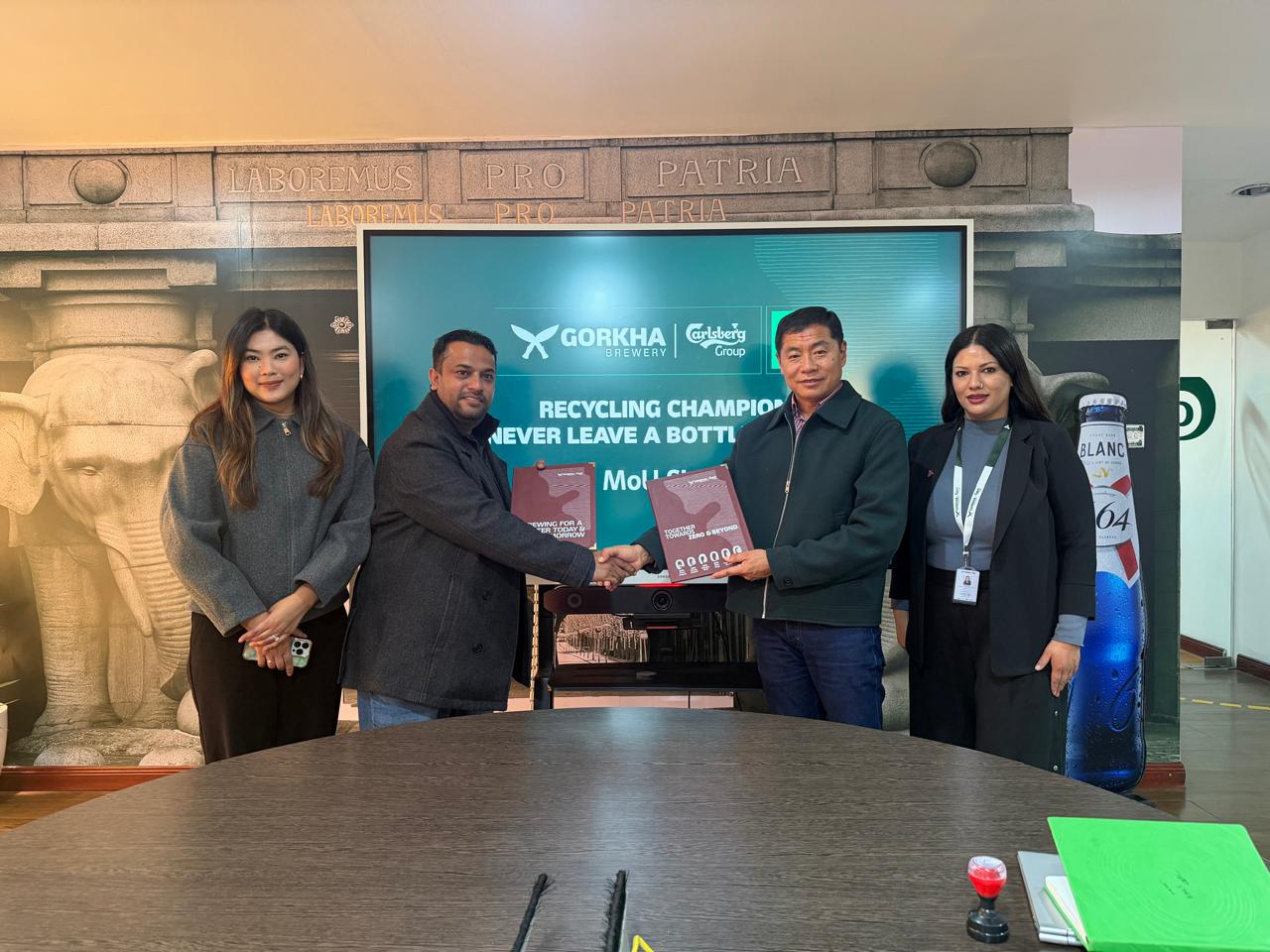 गोरखा ब्रुअरी–खालिसीसी सहकार्य: ‘नेभर लिभ ए बोटल बिहाइन्ड’ अभियान सुरू