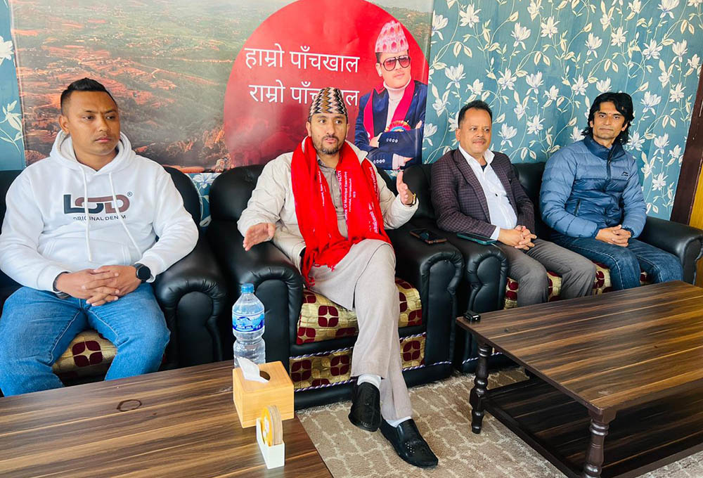 निर्धारित समयमै निर्वाचन गर्न सरकार प्रतिबद्ध छ: सञ्चारमन्त्री खरेल