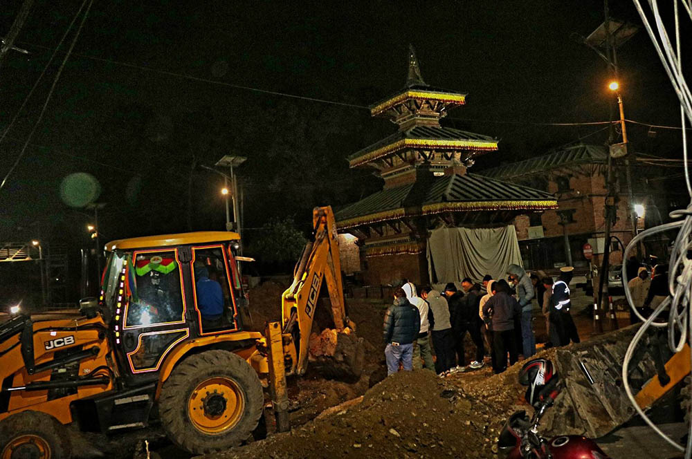 २५ वर्षदेखि थुनिएको जयवागेश्वरी मन्दिरसँगैको सुन्धाराको निकास खोलियो