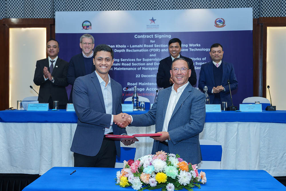 एमसीसी अन्तर्गतका २३.६६ मिलियन डलरका दुई ठेक्का सम्झौता