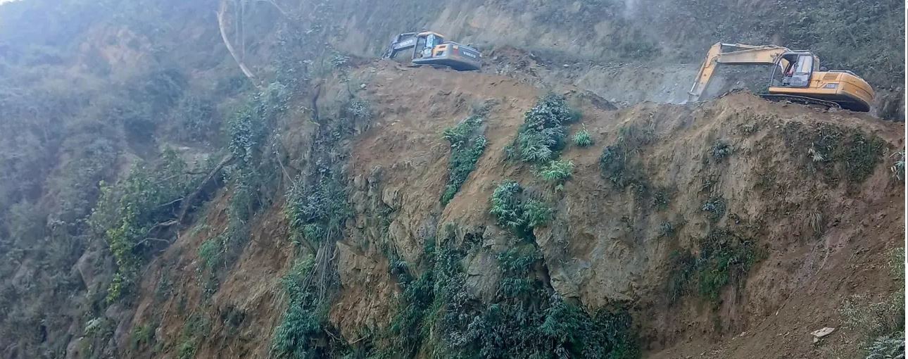 नागढुङ्गा मलेखु सडकखण्ड आज र भोली खुला गरिने