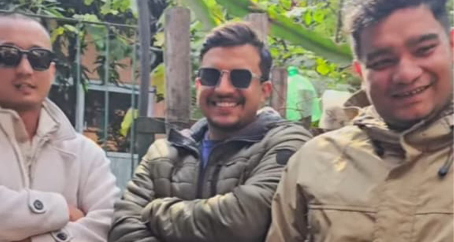 भित्र रवि र बालेन एक्लाएक्लै, बाहिर सुधन पर्खाइमा